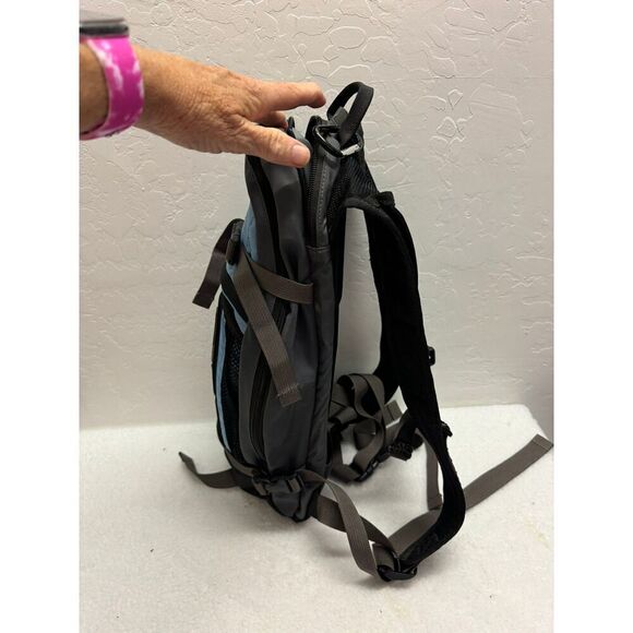 Dakine Backpack Hydration Pack Blue‎ Gray Hiking Running Cycling Bag - Picture 2 of 10